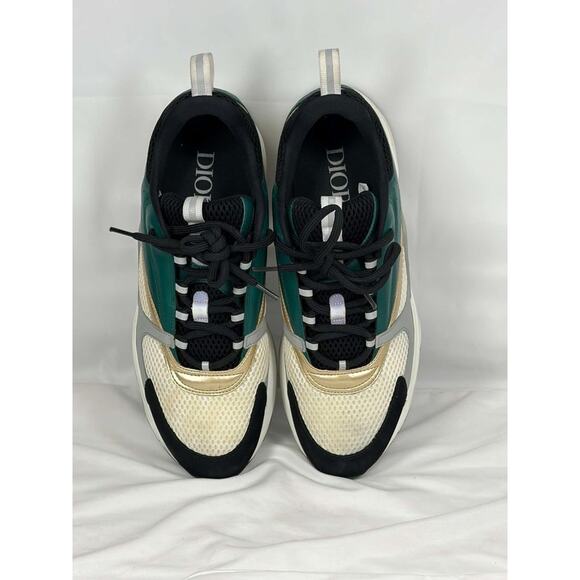 The Dior B22 in the Green/White/Black colorway US M-12 SPB JA-364075